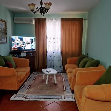 Calmly, Spacious Apartment Next To Usa Embassy 地拉那 外观 照片